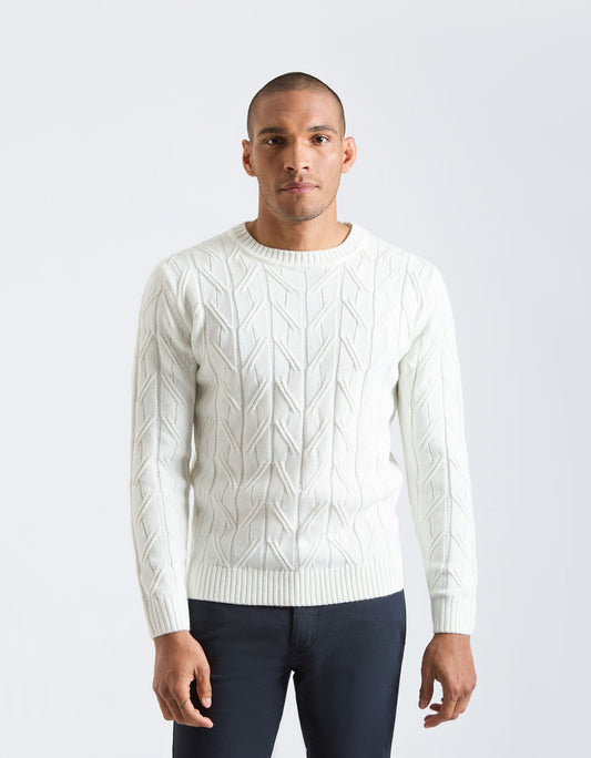 Maglia girocollo con treccia