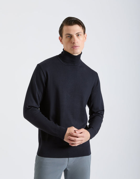 Turtleneck pullover