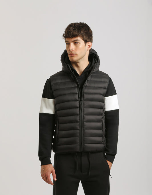 Hooded padded sleeve