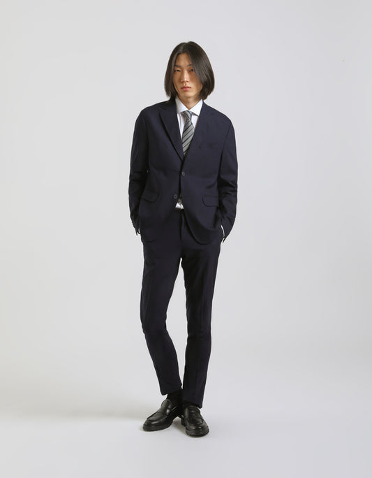 Solid color suit
