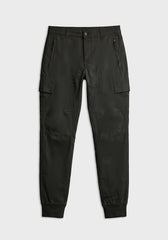 Cargo trousers with elastic at the ankles