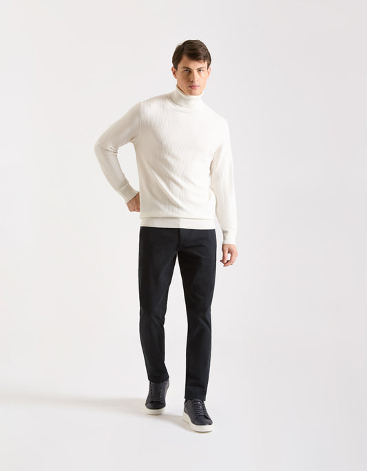 Pantaloni chino in cotone