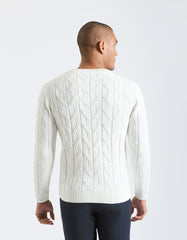 Maglia girocollo con treccia