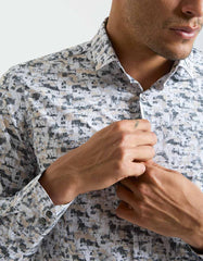 Easy care patterned shirt
