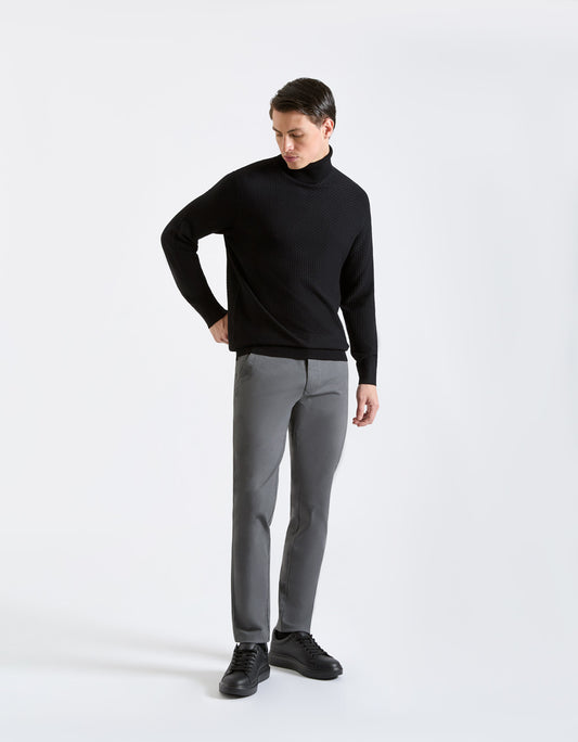 Pantaloni chino in cotone