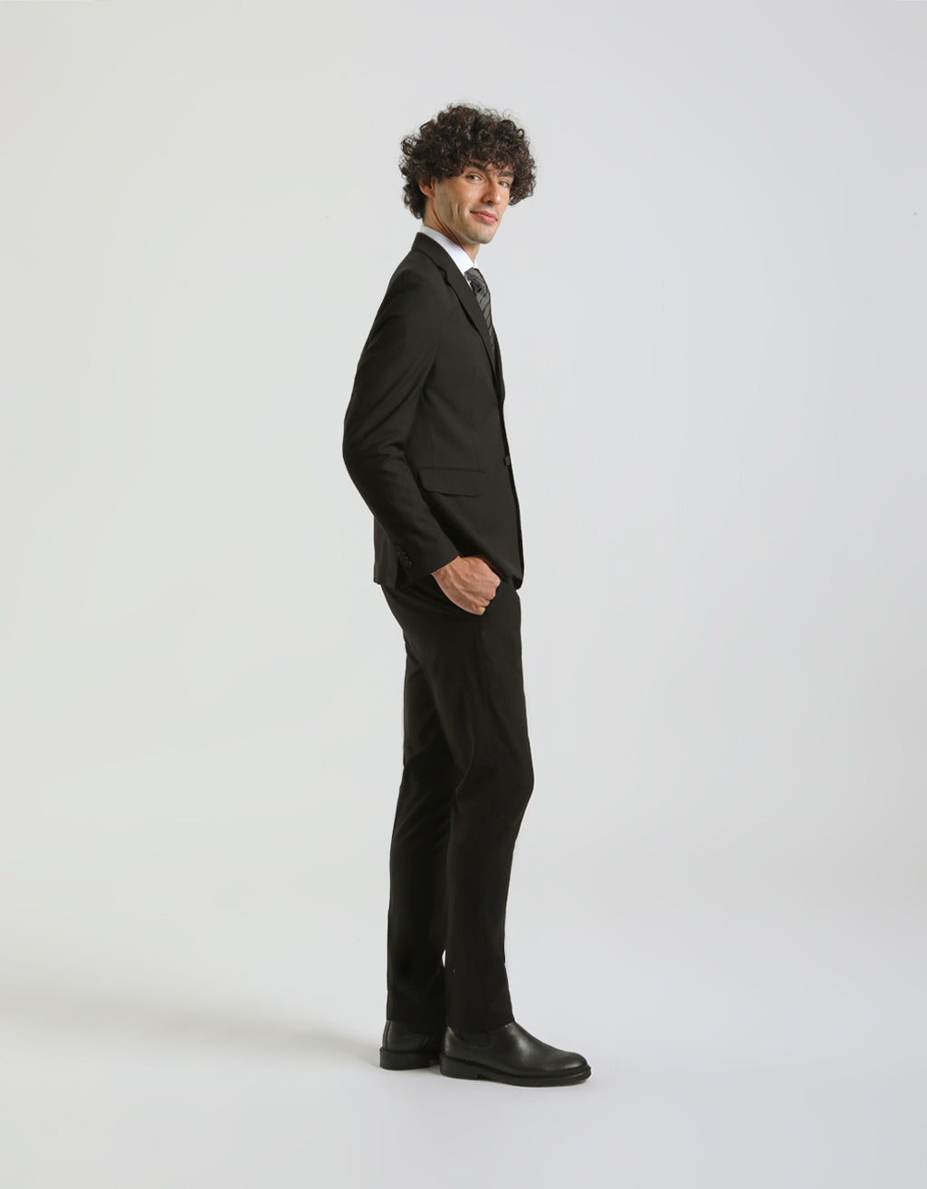 Abito tinta unita|Colore:Nero