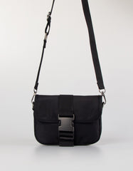 Duffel bag with shoulder strap