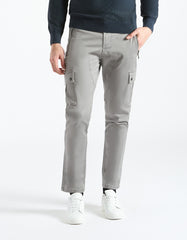 Pantaloni cargo