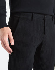 Pantaloni chino in velluto