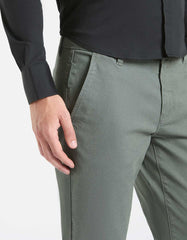 Pantaloni chino microfantasia