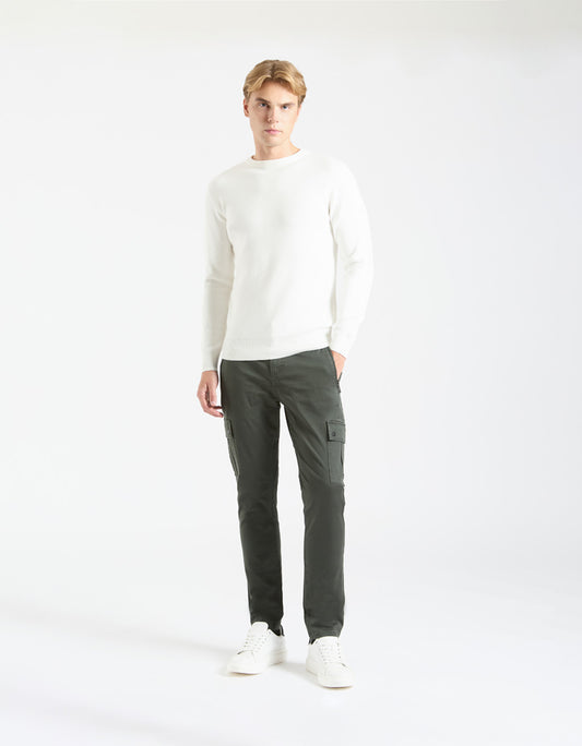 Pantaloni cargo