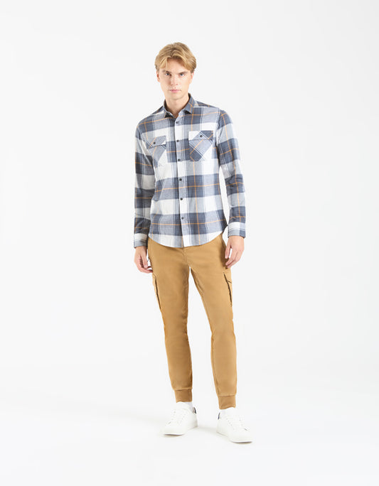 Pantaloni cargo con elastico alle caviglie