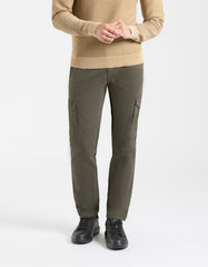 Pantaloni cargo
