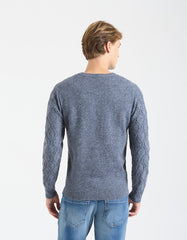 Maglia collo alto con treccia