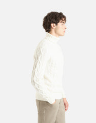 Turtle neck sweater