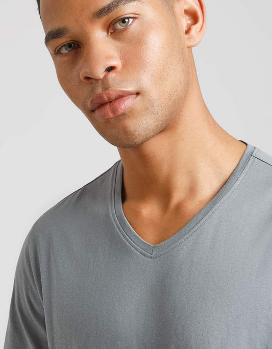 V-neck T-shirt