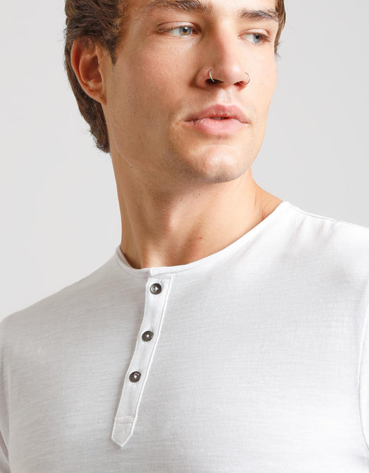 T-shirt collo serafino|Colore:Bianco