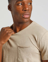 T-shirt con taschino