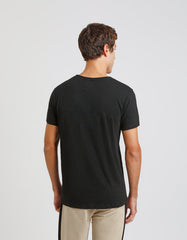 T-shirt con taschino