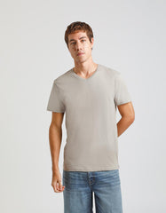 T-shirt con scollo a V