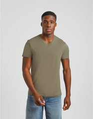 T-shirt con scollo a V