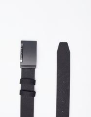 Textured faux leather belt