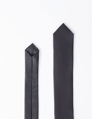 Textured tie
