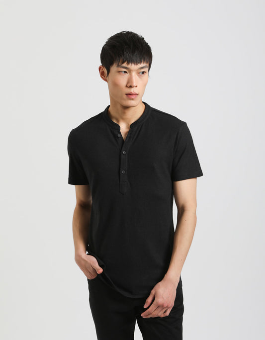 T-shirt collo serafino|Colore:Nero