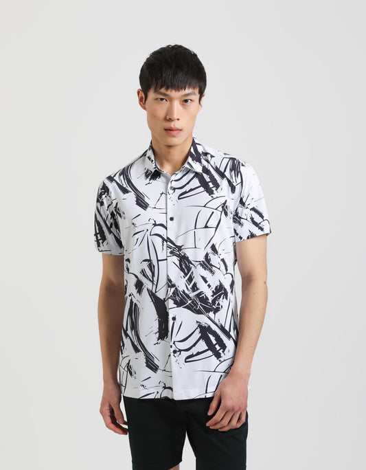 Camicia mezza manica in tessuto elastico con fantasia