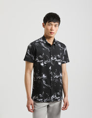Stretch fabric half sleeve shirt with patterned