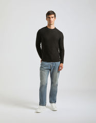 Mock neck with roll neck