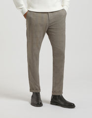 Plaid patterned chino pants