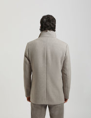 Cappotto corto con collo lupetto