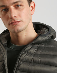 Hooded padded sleeve