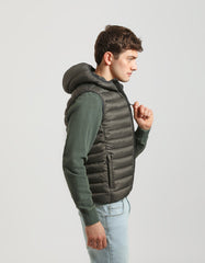 Hooded padded sleeve