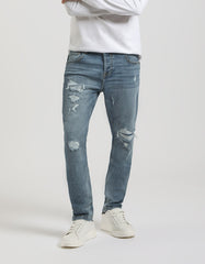 Jeans regular fit con strappi