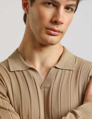 Ribbed long-sleeved polo shirt