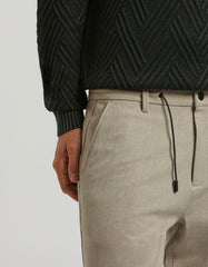 Chino trousers with drawstring