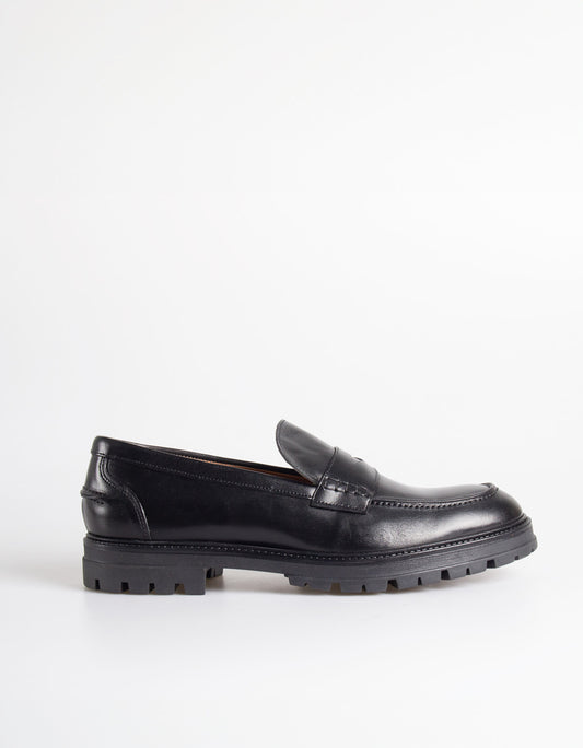 Leather moccasin