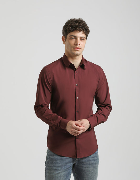 Camicia tinta unita in tessuto elastico