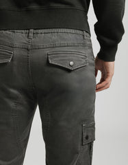 Pantaloni cargo