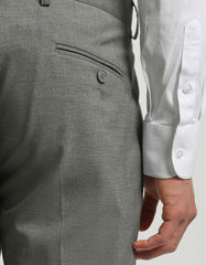 Solid color suit
