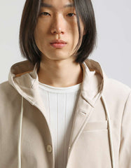 Giacca con cappuccio