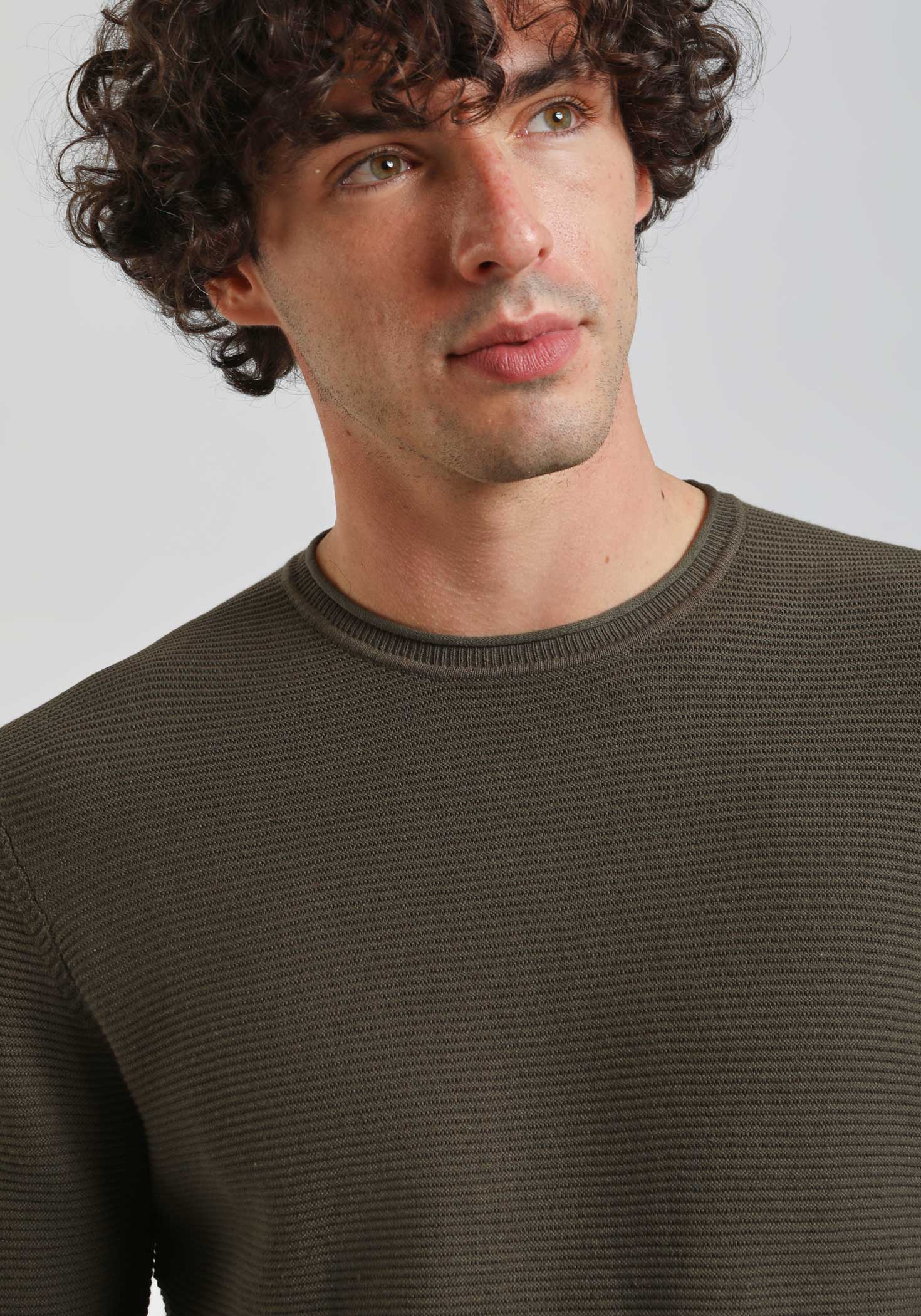 Maglia girocollo strutturato|Colore:Verde scuro