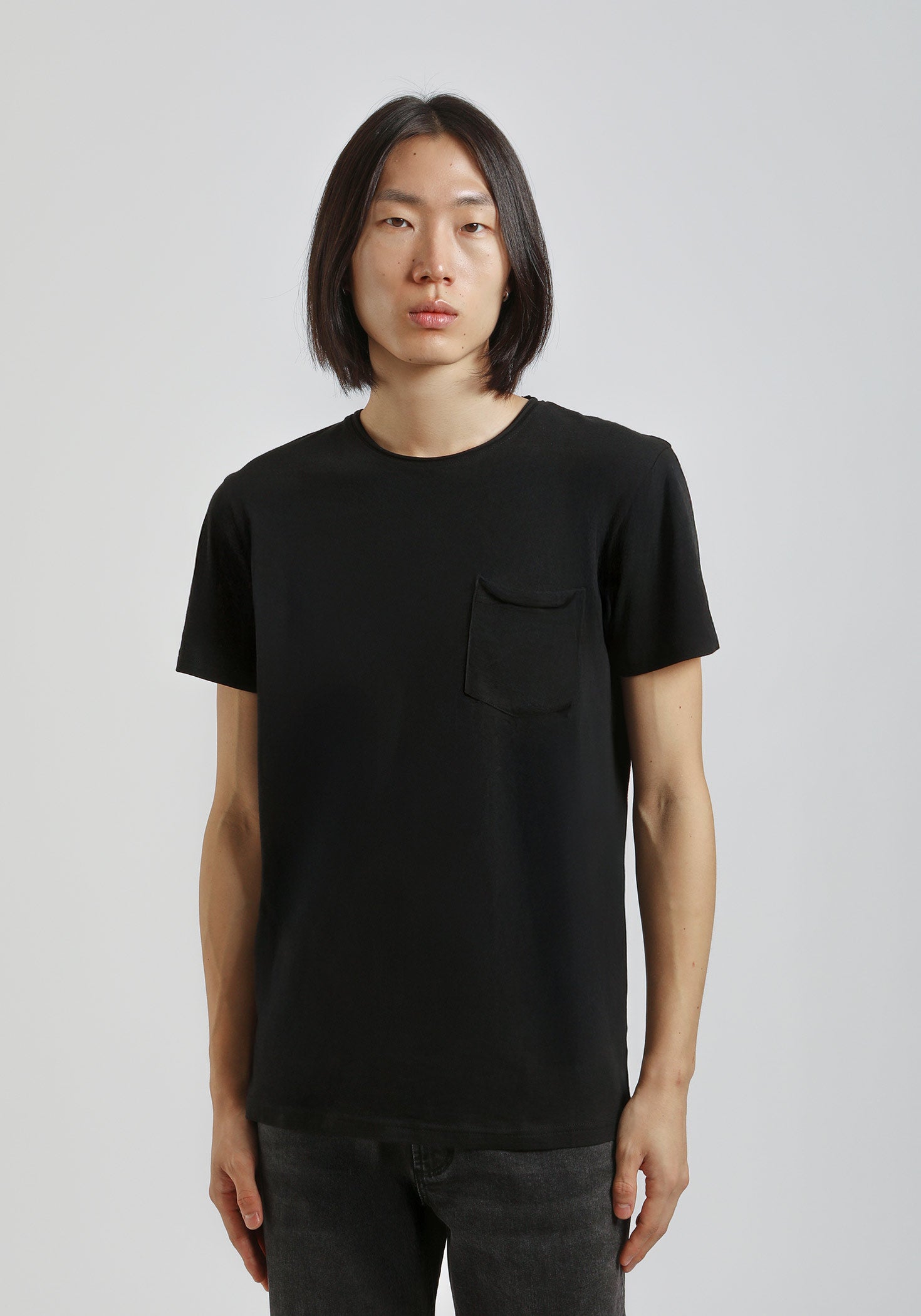 T-shirt con taschino|Colore:Nero