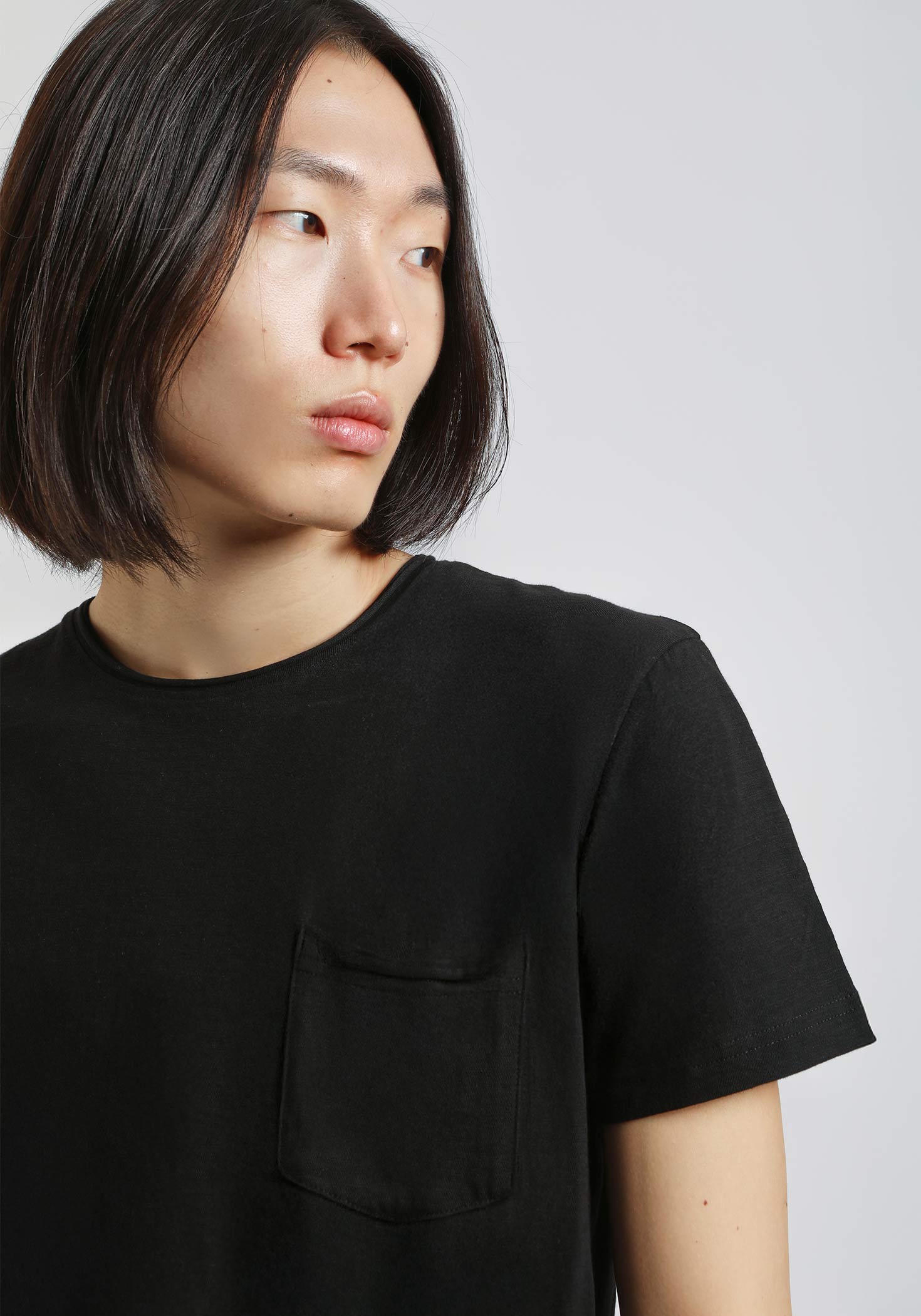 T-shirt con taschino|Colore:Nero