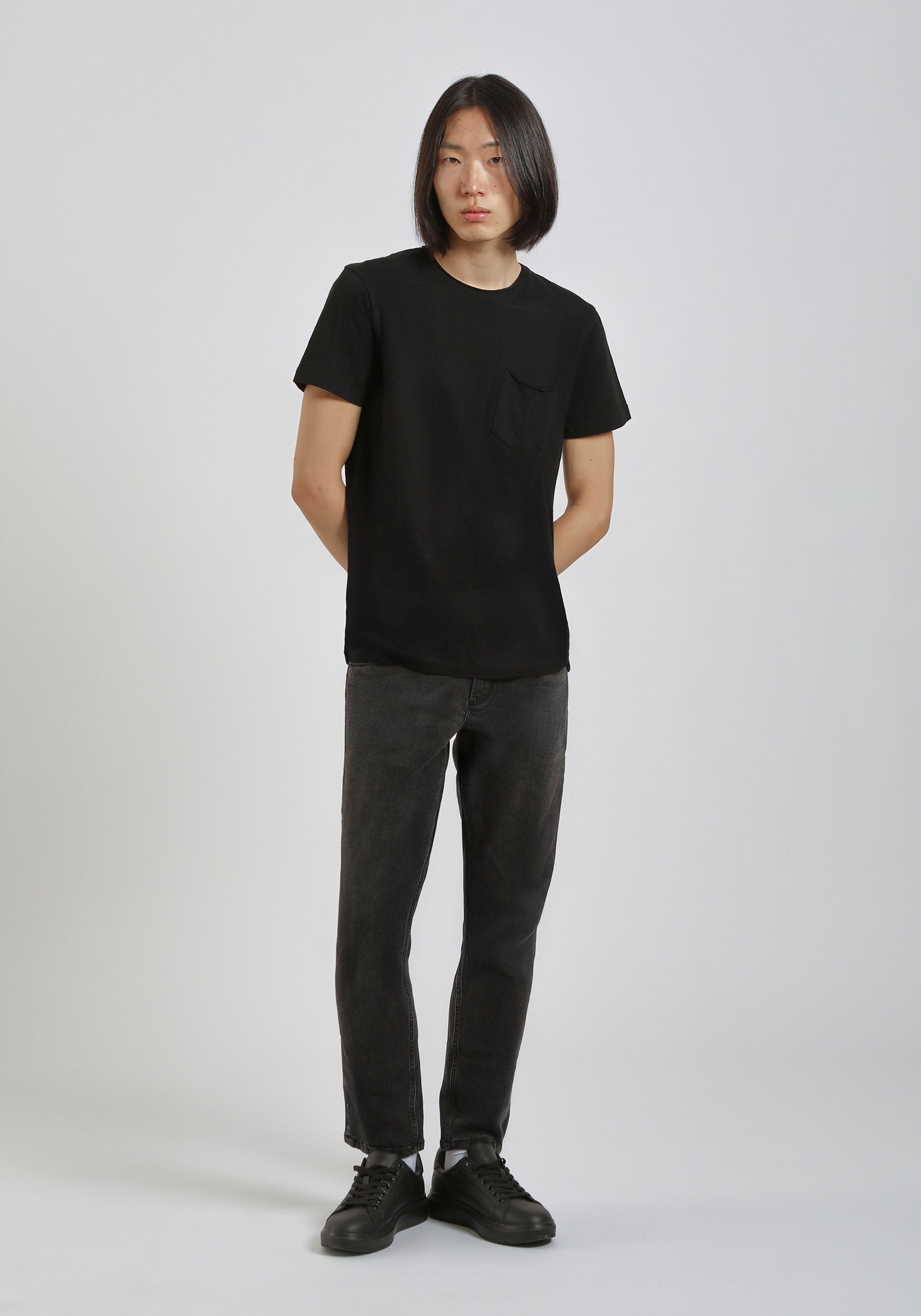 T-shirt con taschino|Colore:Nero