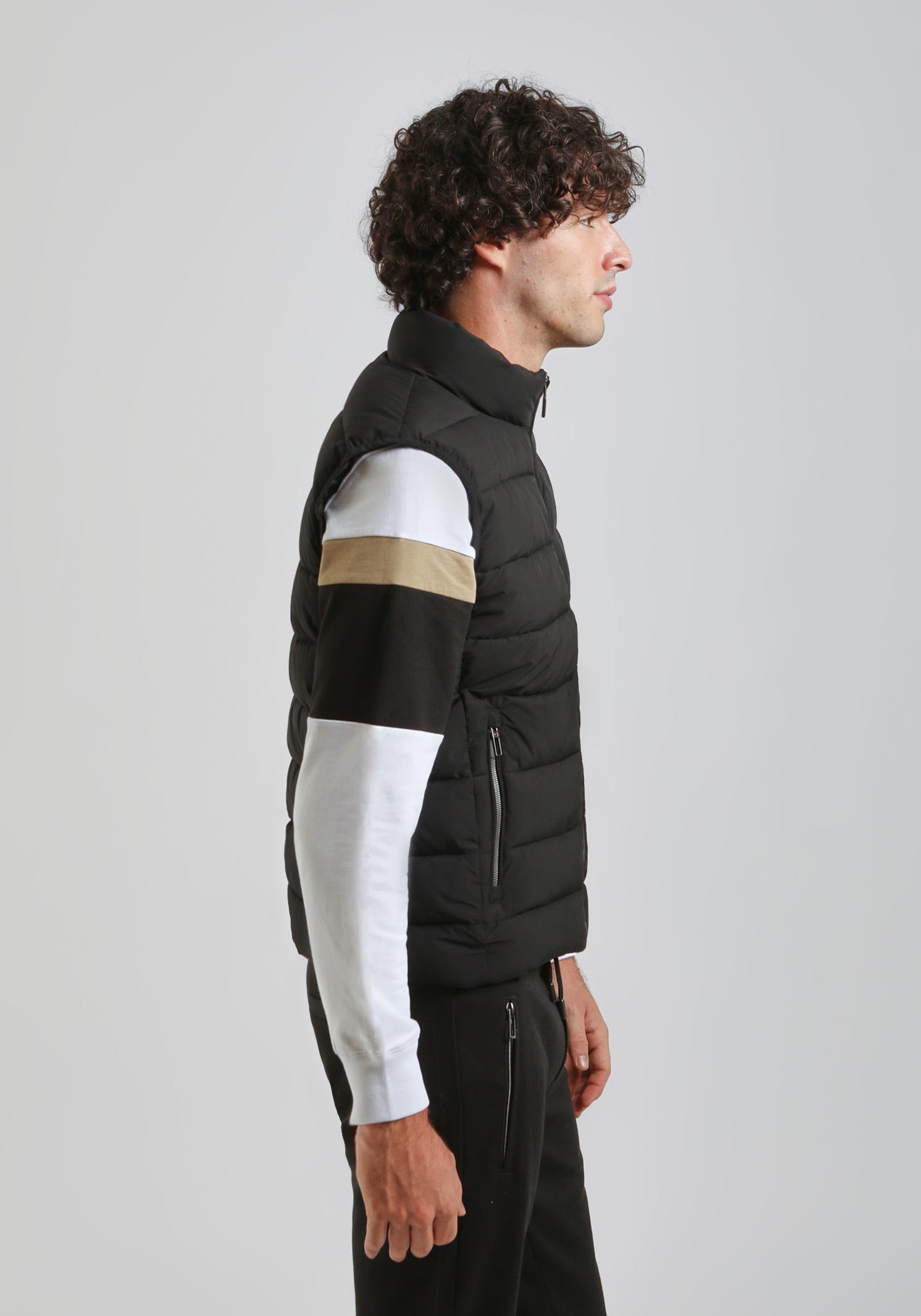 Smanicato imbottito in tessuto tecnico|Colore:Nero