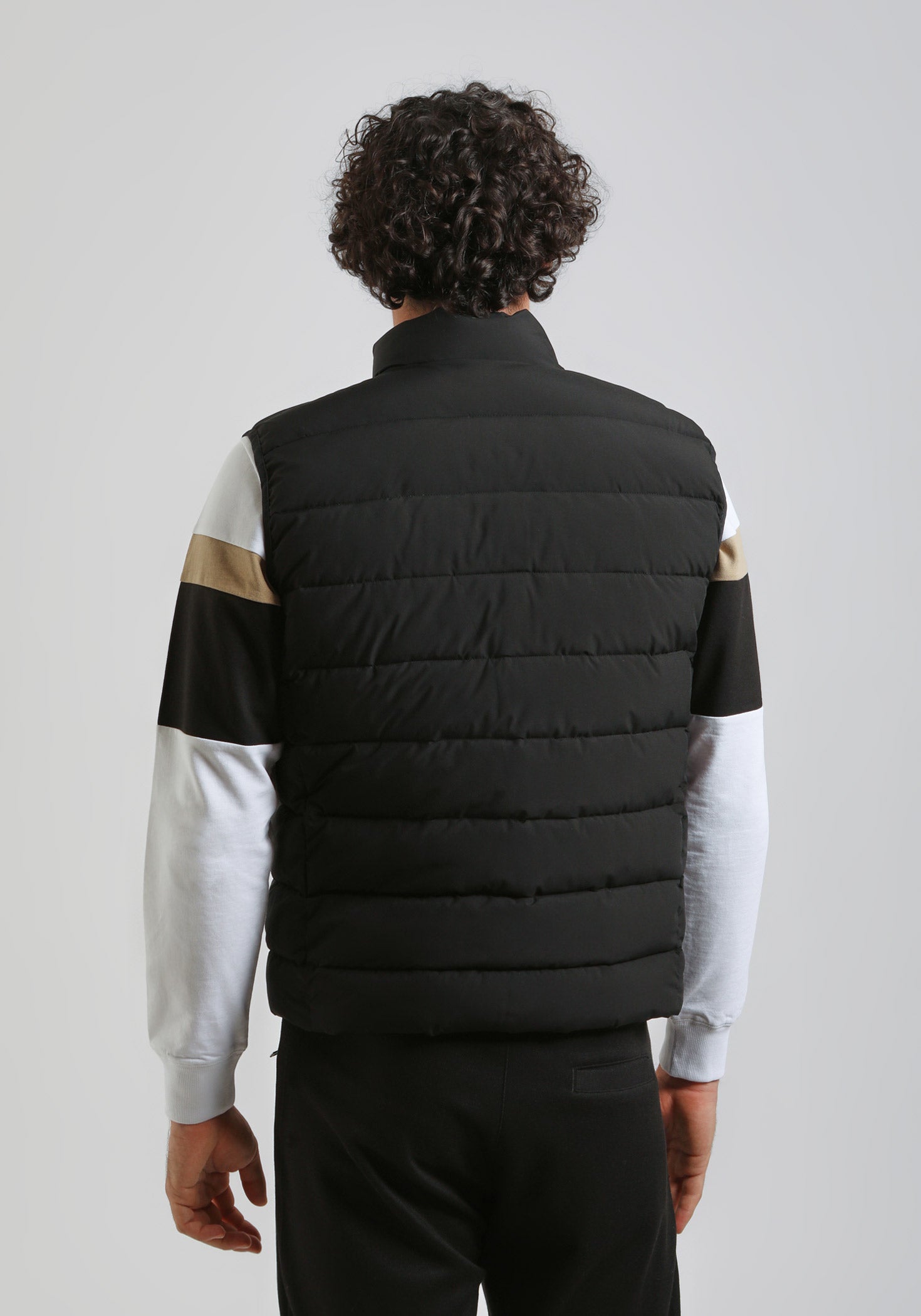 Smanicato imbottito in tessuto tecnico|Colore:Nero