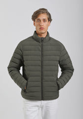 Giubbotto imbottito con collo lupetto|Colore:Militare